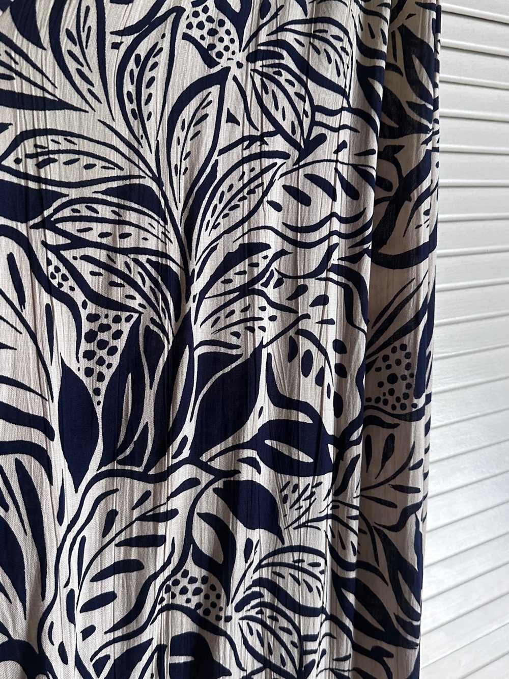 Angie Navy and Cream Botanical Wide-Leg Palazzo Pants - Picture 5 of 10